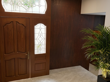 RESIDENCIA DE LUJO EN VENTA CON ELEVADOR, ROOF GARDEN, PANELES SOLARES Y VISTA P