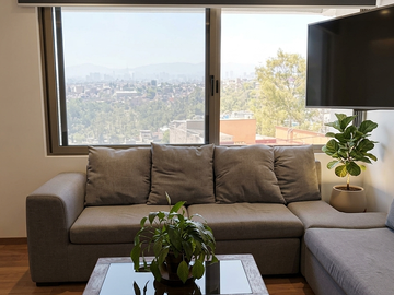 RESIDENCIA DE LUJO EN VENTA CON ELEVADOR, ROOF GARDEN, PANELES SOLARES Y VISTA P