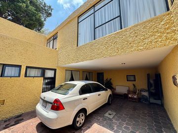 Casa en venta en Calle K, Colonia Educación, Coyoacán CDMX
