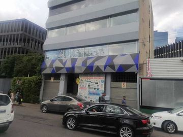 OFICINA A UNOS PASOS DEL EX TOREO DE 4 CAMINOS