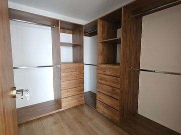 Departamento NUEVO en renta, Loma Cúspide