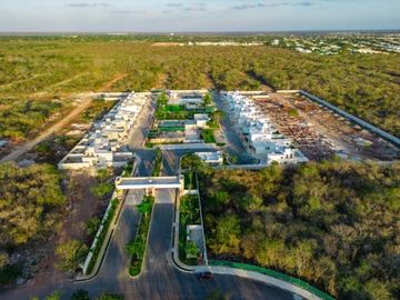 Casa (CINNA) en Venta en Privada Aldoria en Conkal