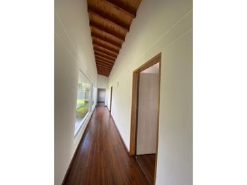 VENDEMOS CASA DE UN NIVEL EN LLANOGRANDE/RIONEGRO