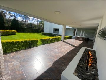 VENDEMOS CASA DE UN NIVEL EN LLANOGRANDE/RIONEGRO