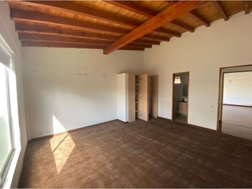 VENDEMOS CASA DE UN NIVEL EN LLANOGRANDE/RIONEGRO