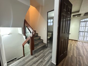 CASA EN VENTA EN TOLUCA EN PRIVADA SALIDA RAPIDA CD.MX