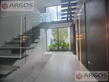 CASA EN VENTA EN CASTAÑOS DEL VERGEL