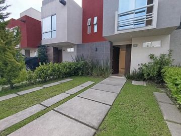 Casa en Residencial Florida, Carretera Toluca-Temoaya