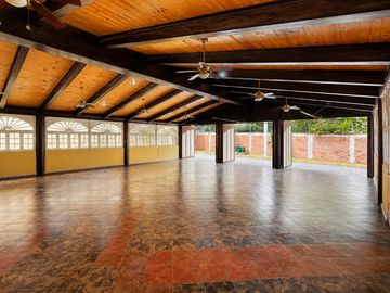 Casa en San Miguel Zinacantepec, Estado de México, triple seguridad y jardín privado