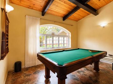 Casa en San Miguel Zinacantepec, Estado de México, triple seguridad y jardín privado