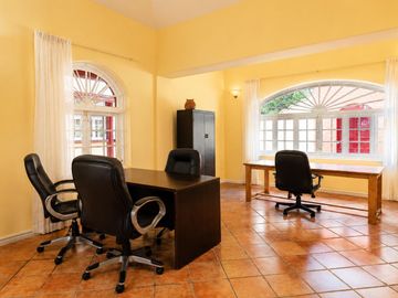 Casa en San Miguel Zinacantepec, Estado de México, triple seguridad y jardín privado
