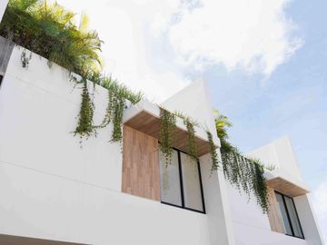 Casa en venta en Temozon Norte 36