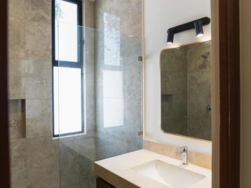 Casa en venta en Temozon Norte 36