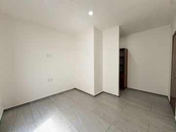 CASA EN PUNTO LOMAS CON ALBERCA