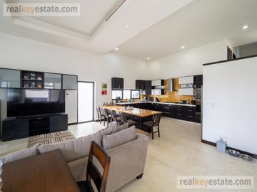 Casa en Venta en Sierra Alta, Monterrey, Nuevo León.
