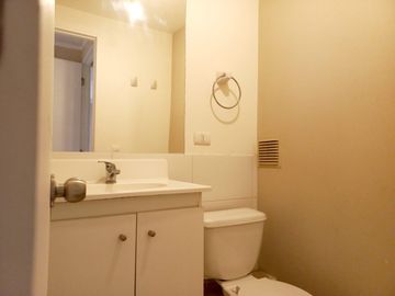 VIVABIEN PROPIEDADES VENDE DEPARTAMENTO EN LAGO ZENTENO
