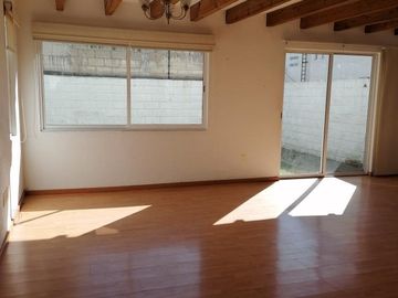 VENTA O RENTA DE CASA EN METEPEC