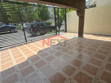 Casa en Renta Frente a Parque y en Esquina - Real del Sol