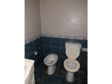 AMPLIO DUPLEX 4 AMBIENTES EN ALQUILER. ITUZAINGO NORTE