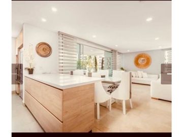 Apartamento Amoblado en Renta sector Poblado Milla de Oro
