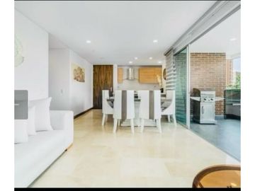 Apartamento Amoblado en Renta sector Poblado Milla de Oro