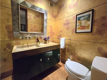 SE ARRIENDA APARTAMENTO EN CHICÓ CON TERRAZA