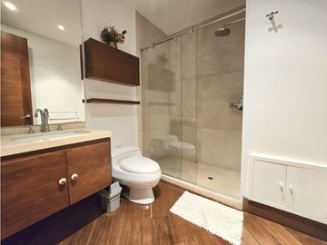 SE ARRIENDA APARTAMENTO EN CHICÓ CON TERRAZA