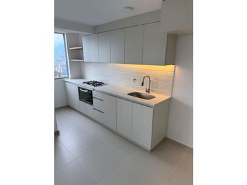 ARRIENDO HERMOSO APARTAMENTO EN ENVIGADO
