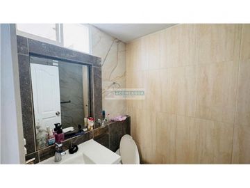 Casa en Conjunto en venta en Villa Santos con piscina privada