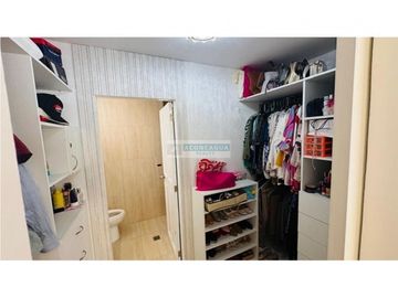 Casa en Conjunto en venta en Villa Santos con piscina privada