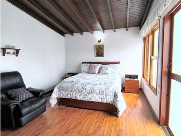 (V.I) CASA EN VENTA UBICADA EN EL BARRIO SIMON BOLIVAR