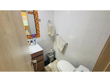 SE VENDE CASA INDEPENDIENTE REMODELADA EN EL TABOR TRADICIONAL