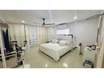 SE VENDE CASA INDEPENDIENTE REMODELADA EN EL TABOR TRADICIONAL