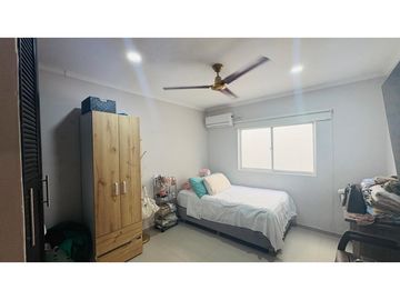 SE VENDE CASA INDEPENDIENTE REMODELADA EN EL TABOR TRADICIONAL