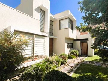 Casa en venta  en COLINA