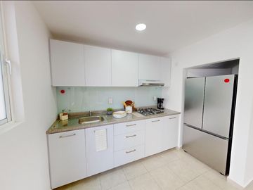 Casa en Av. Almoloya de Juárez, Santiaguito Tlalcilalcali