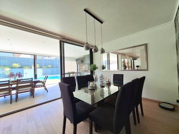 VENTA CASA 4 DORMITORIOS 2 EN SUITE BOSQUES DE MONTEMAR
