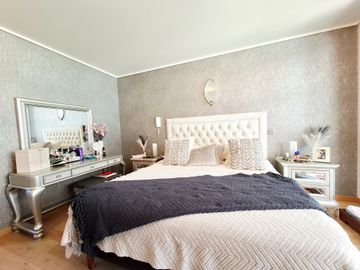 VENTA CASA 4 DORMITORIOS 2 EN SUITE BOSQUES DE MONTEMAR