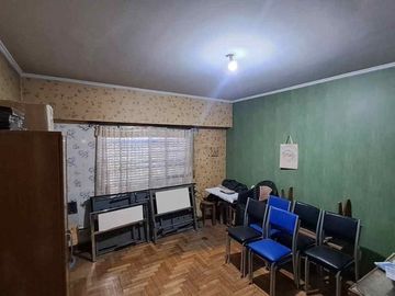 VENTA CASA EN ESQUINA CON GALPON.
