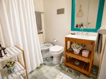 VENTA 4 amb con cochera balcon vista al rio