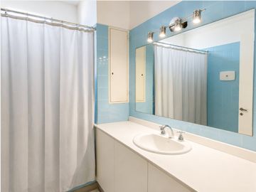 VENTA 4 amb con cochera balcon vista al rio