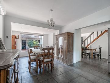 Venta,  casa en las Lomas de San Isidro.