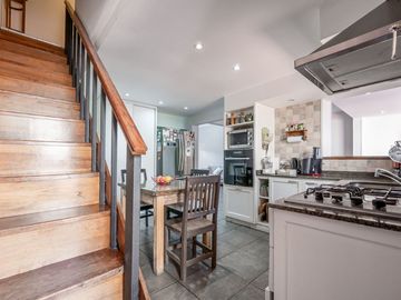 Venta,  casa en las Lomas de San Isidro.
