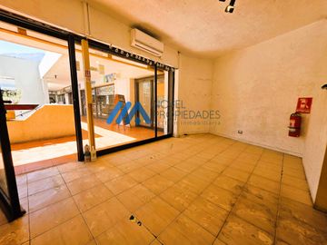 Local comercial en arriendo  en LA REINA