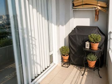 VENTA COLEGIALES MONOAMB. 40MTS2 PISCINA LUMINOSO