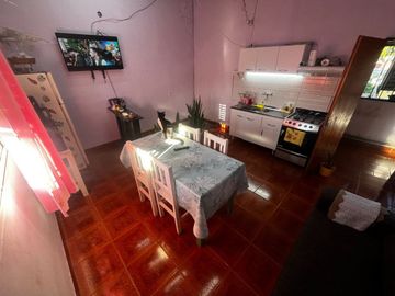 CASA EN VENTA DOS PLANTAS BARRIO MATHEU