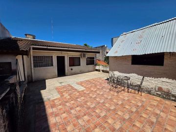 CASA VENTA FLORIDA OESTE 5 AMB CON TALLER-TERRAZA