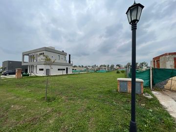 Venta Terreno en Barrio Santa Elisa Pilar del Este