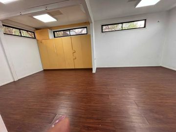 Local comercial en arriendo  en LAS CONDES