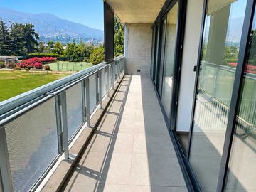 Departamento en venta  en LO BARNECHEA